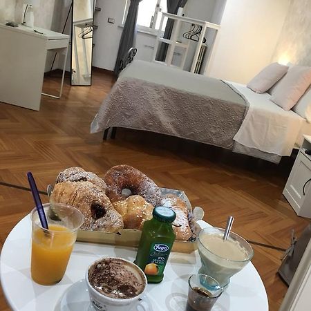 Naples Dome Suites Luaran gambar