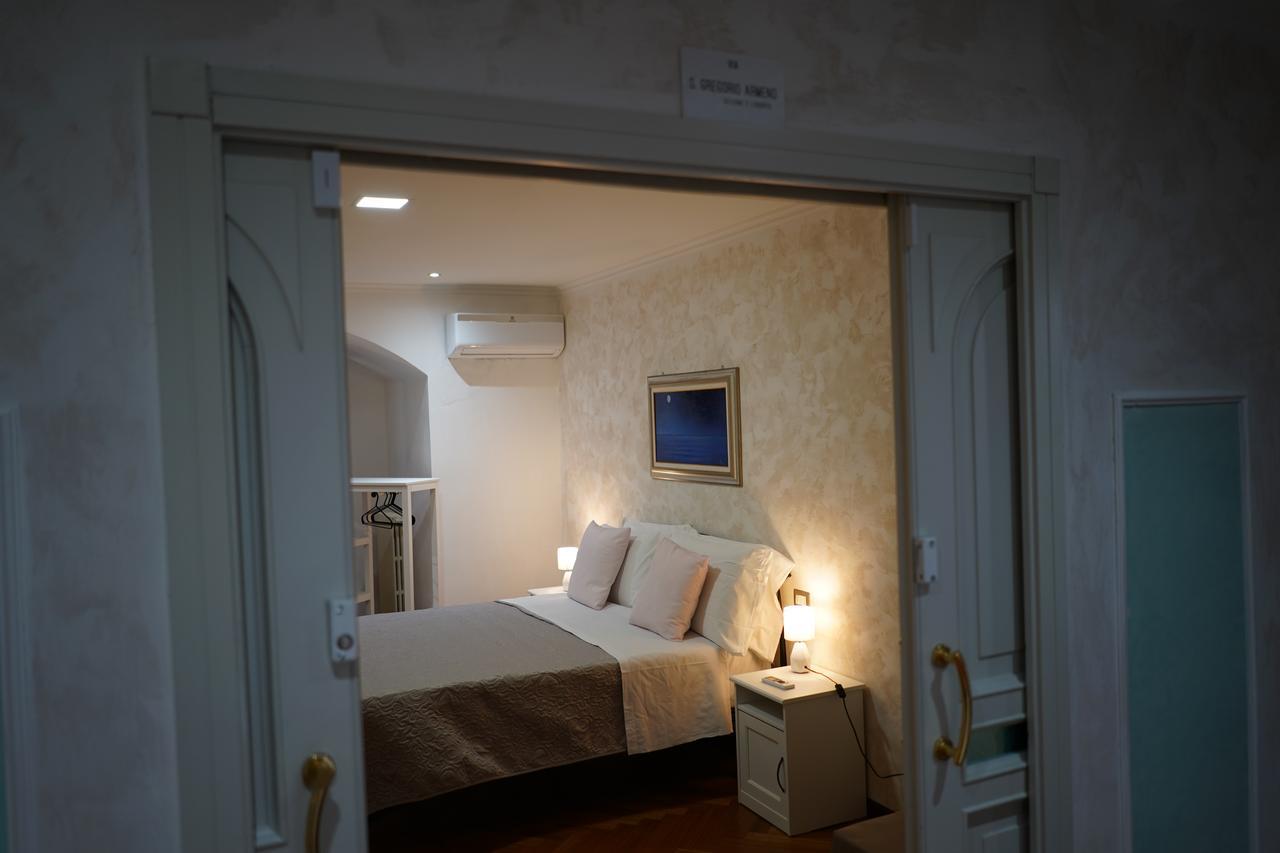 Naples Dome Suites Luaran gambar